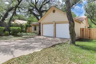 8015 Scotland Yard, Austin, TX 78759 - Photo 2