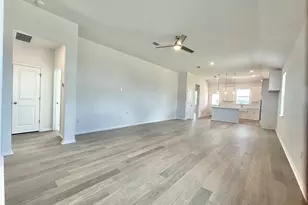 526 Elephant Island Loop, Kyle, TX 78640 - Photo 2