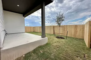 526 Elephant Island Loop, Kyle, TX 78640 - Photo 10