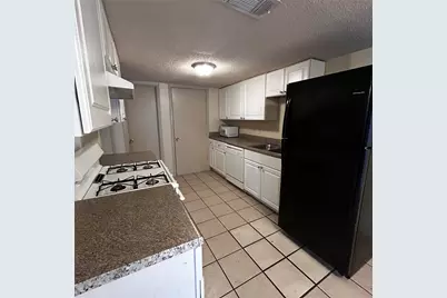 7204 Creekside Drive #B, Austin, TX 78752 - Photo 6