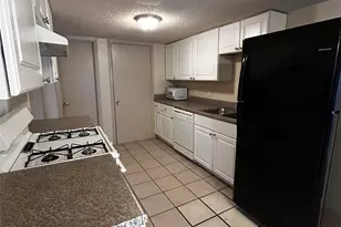 7204 Creekside Dr, Austin, TX 78752 - Photo 6