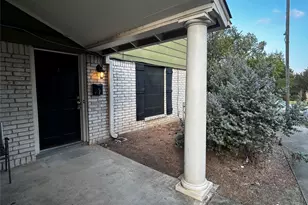 7204 Creekside Dr, Austin, TX 78752 - Photo 2