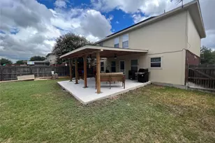 207 Remington Run, Bastrop, TX 78602 - Photo 18