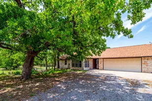 298 Jenkins Rd, Cedar Creek, TX 78612 - Photo 2