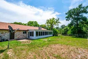298 Jenkins Rd, Cedar Creek, TX 78612 - Photo 6