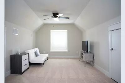 13501 Metric Boulevard #15, Austin, TX 78727 - Photo 4