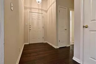 5726 Taylorcrest Dr, Austin, TX 78749 - Photo 2