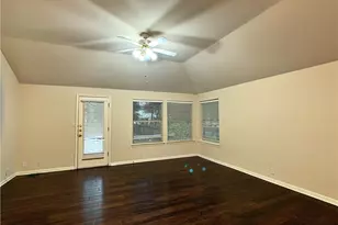 5726 Taylorcrest Dr, Austin, TX 78749 - Photo 10