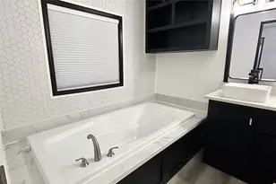 1601 E Slaughter Ln, Austin, TX 78747 - Photo 14