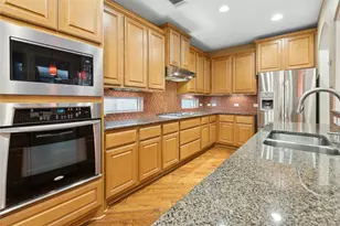 1912 Antone St, Austin, TX 78723 - Photo 10