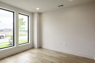 9004 Fallkill Dr, Austin, TX 78744 - Photo 10