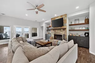 494 Flash Cir, Luling, TX 78648 - Photo 6