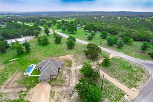 494 Flash Cir, Luling, TX 78648 - Photo 32