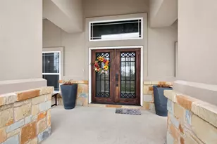 494 Flash Cir, Luling, TX 78648 - Photo 4