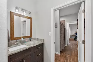 494 Flash Cir, Luling, TX 78648 - Photo 22