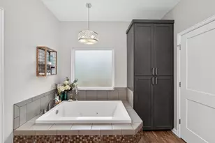 494 Flash Cir, Luling, TX 78648 - Photo 16