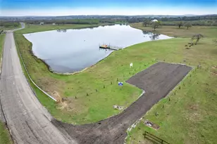 494 Flash Cir, Luling, TX 78648 - Photo 34