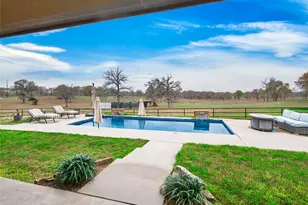 494 Flash Cir, Luling, TX 78648 - Photo 30