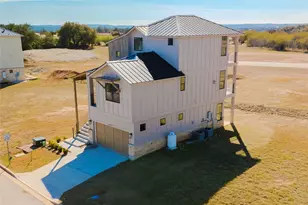 25829 Case Ln, Spicewood, TX 78669 - Photo 2
