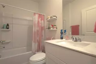 124 Blazilmar Ln, Taylor, TX 76574 - Photo 18