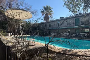 300 Crockett St, Austin, TX 78704 - Photo 24