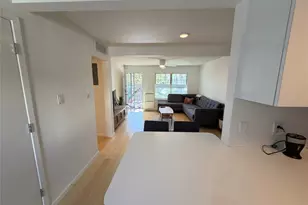 300 Crockett St, Austin, TX 78704 - Photo 4