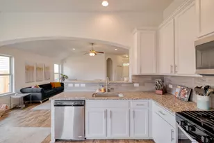 13205 Olivers Way, Manchaca, TX 78652 - Photo 10