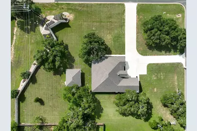 200 Wood Cove, Georgetown, TX 78633 - Photo 6