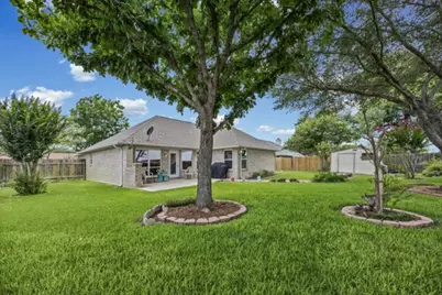 1510 Sunrise Terrace, Lockhart, TX 78644 - Photo 32