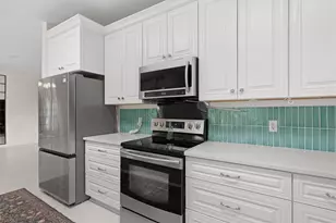 8353 Steamline Cir, Austin, TX 78745 - Photo 4