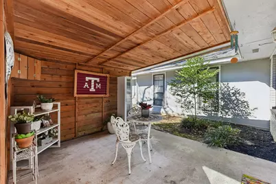 111 Post Oak Drive, Elgin, TX 78621 - Photo 22