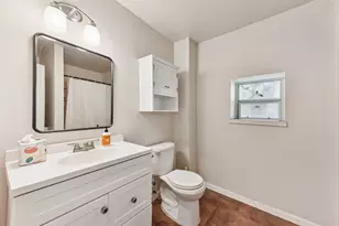 111 Post Oak Dr, Elgin, TX 78621 - Photo 32