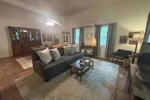 111 Post Oak Dr, Elgin, TX 78621 - Photo 28