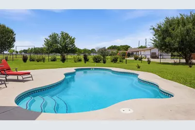 339 County Road 368, Taylor, TX 76574 - Photo 1