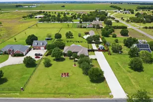 339 Co Rd 368, Taylor, TX 76574 - Photo 32