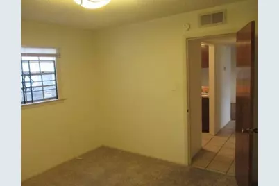 312 E 43 Street #204, Austin, TX 78751 - Photo 4