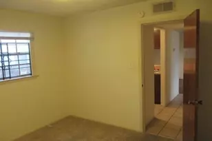 312 E 43 St, Austin, TX 78751 - Photo 4