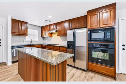 301 Carothers Street, Copperas Cove, TX 76522 - Photo 8