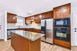 301 Carothers St, Copperas Cove, TX 76522 - Photo 8