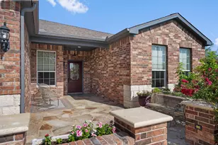 105 Duck Creek Ln, Georgetown, TX 78633 - Photo 2