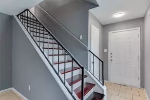 6605 Deatonhill Dr, Austin, TX 78745 - Photo 4