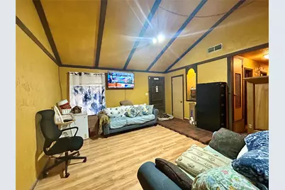 5410 Peppertree Parkway, Austin, TX 78744 - Photo 8