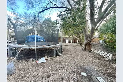 5410 Peppertree Parkway, Austin, TX 78744 - Photo 6