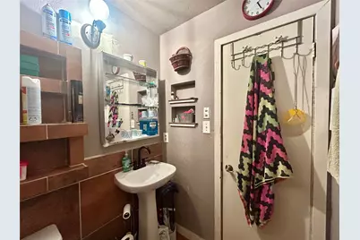 5410 Peppertree Parkway, Austin, TX 78744 - Photo 24