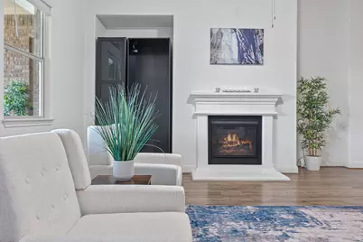 200 Brentwood Drive, Austin, TX 78737 - Photo 2