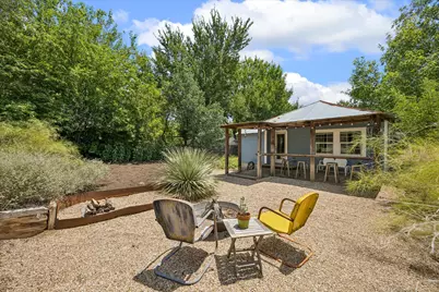 2604 Sol Wilson Avenue, Austin, TX 78702 - Photo 28