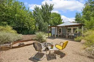 2604 Sol Wilson Ave, Austin, TX 78702 - Photo 28