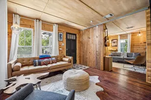 2604 Sol Wilson Ave, Austin, TX 78702 - Photo 8