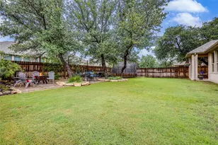 7820 Turnback Ledge Trail, Lago Vista, TX 78645 - Photo 28