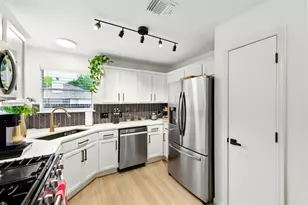 14510 Oliphant St, Austin, TX 78725 - Photo 10